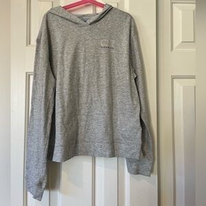 Vineyard Vines lightweight hooded long sleeve t in XL (16)